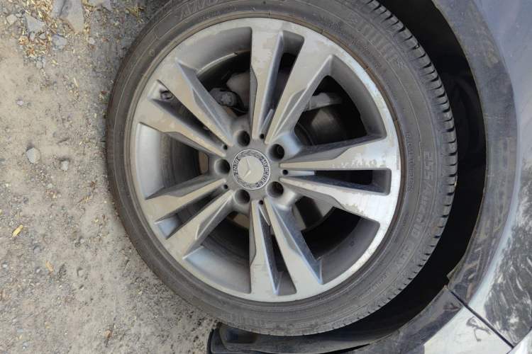 Used Mercedes-Benz E-Class 2015 Restyled E 260 L Sport Edition Right Front Wheel Hub