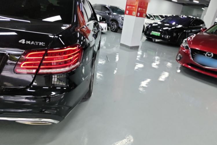 Used Mercedes-Benz E-Class 2015 E 260 L Sport & Fashion Model Right Rear Taillight
