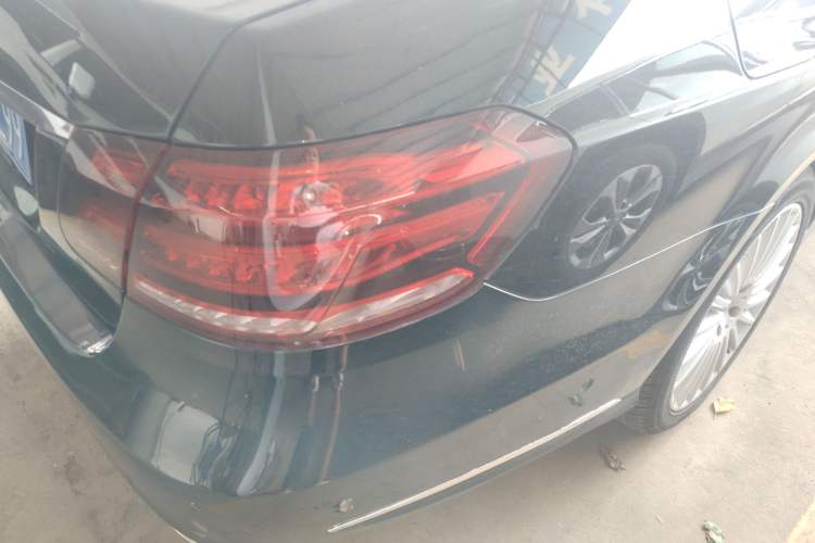 Used Mercedes-Benz E-Class 2015 Facelift E 200 L Right Rear Taillight