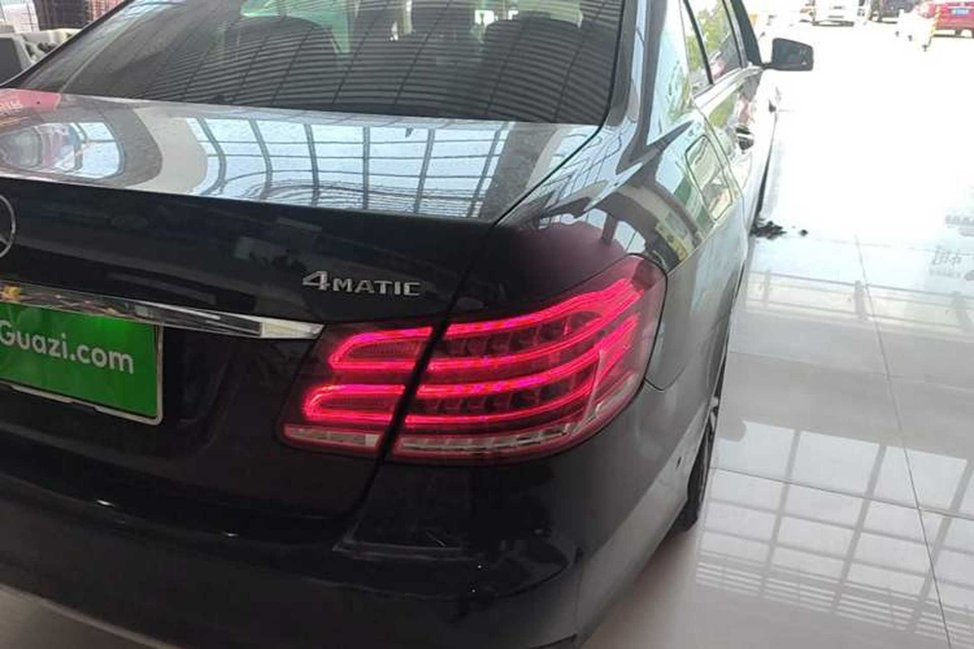 Used Mercedes-Benz E-Class 2015 E 320 L Sport 4MATIC Right Rear Taillight