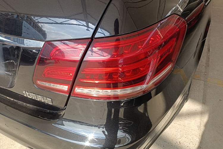 Used Mercedes-Benz E-Class 2015 E 260 L Sport Edition Right Rear Taillight