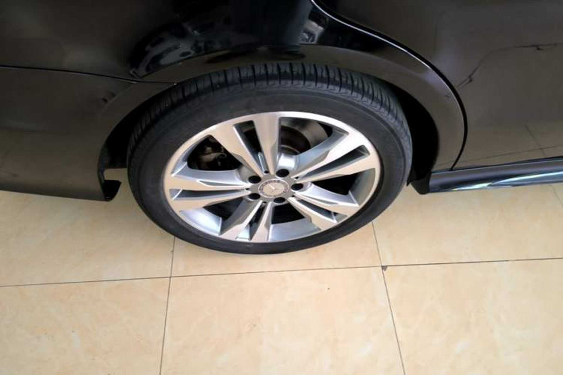 Used Mercedes-Benz E-Class 2015 Restyled E 260 L Sport Edition Right Rear Wheel Hub