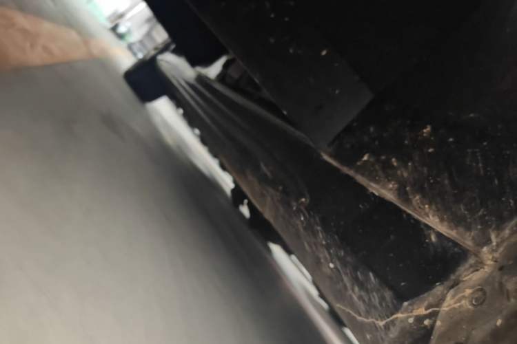 Used Mercedes-Benz E-Class 2015 E 260 L Sport Luxury Model Right Side Sill