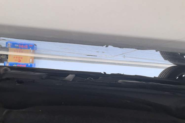 Used Mercedes-Benz E-Class 2015 E 320 L 4MATIC Right Side Sill