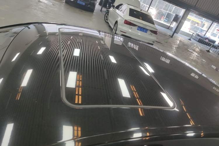 Used Mercedes-Benz E-Class 2015 Facelift E 200 L Roof