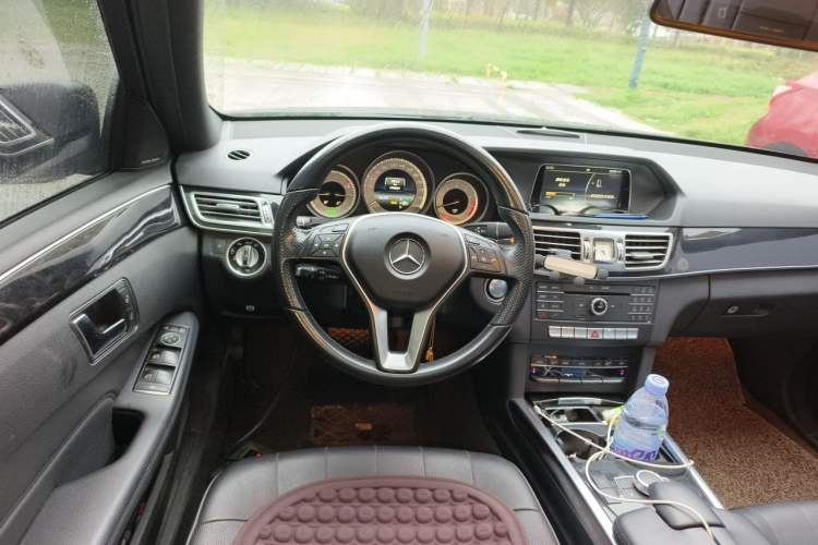 Used Mercedes-Benz E-Class 2015 Revised E 180 L Sport Edition Steering Wheel