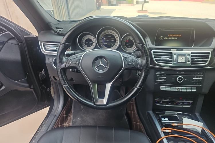 Used Mercedes-Benz E-Class 2015 Restyled E 260 L Sport Edition Steering Wheel