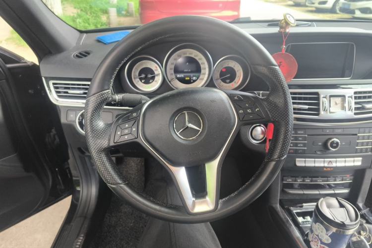 Used Mercedes-Benz E-Class 2015 Restyled E 260 L Sport Edition Steering Wheel