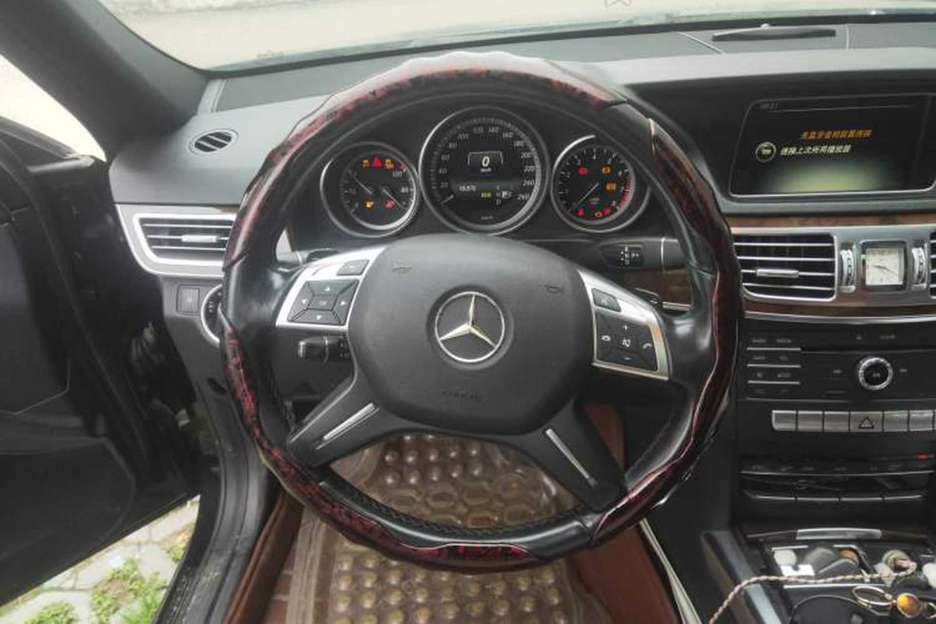 Used Mercedes-Benz E-Class 2015 Revised E 260 L Steering Wheel