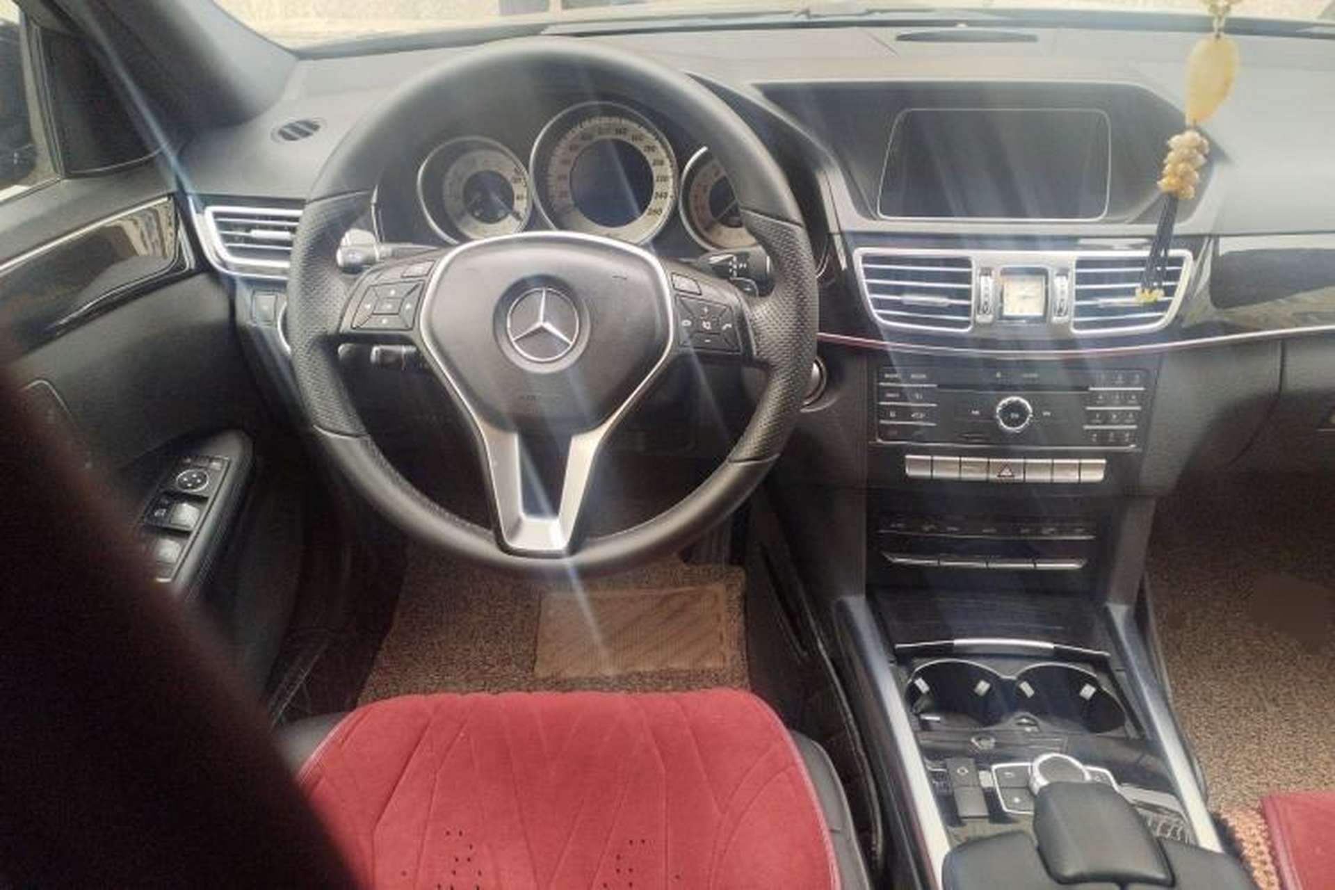 Used Mercedes-Benz E-Class 2015 Revised E 180 L Sport Edition Steering Wheel