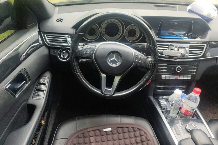 Used Mercedes-Benz E-Class 2015 Revised E 180 L Sport Edition Steering Wheel