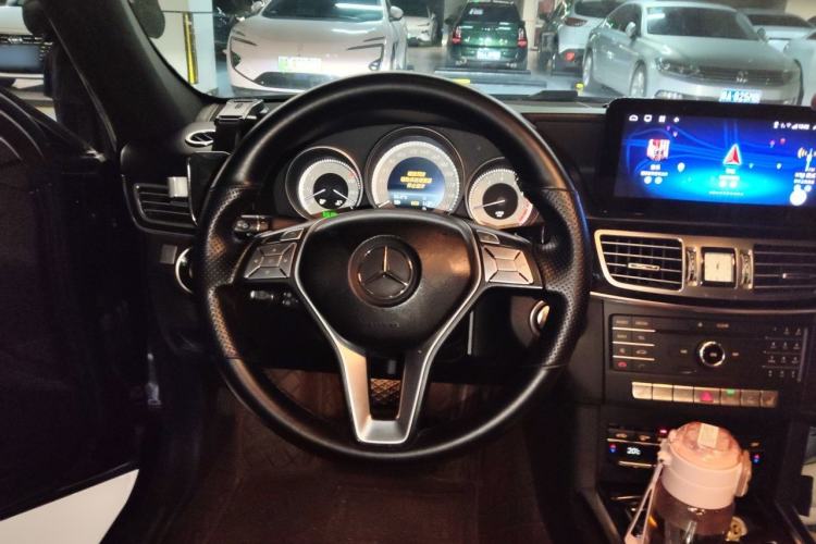 Used Mercedes-Benz E-Class 2015 E 260 L Sport Luxury Model Steering Wheel