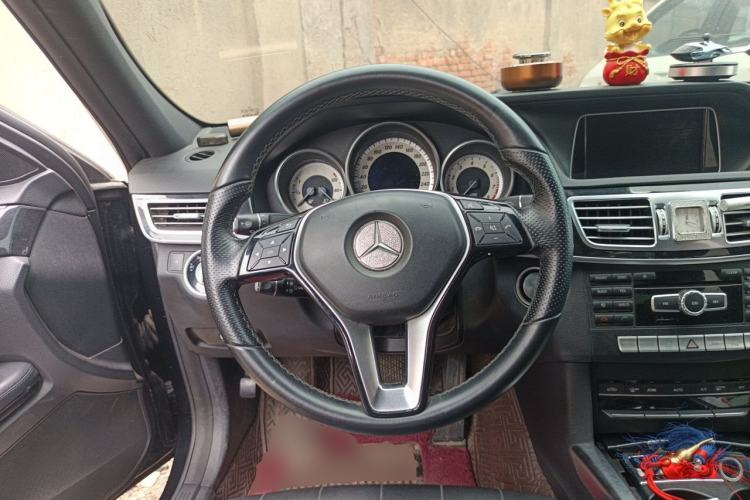 Used Mercedes-Benz E-Class 2015 E 260 L Sport Edition Steering Wheel