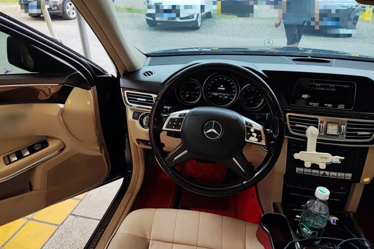 Used Mercedes-Benz E-Class 2015 E 200 L Steering Wheel