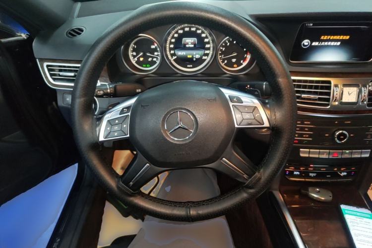 Used Mercedes-Benz E-Class 2015 Facelift E 200 L Steering Wheel