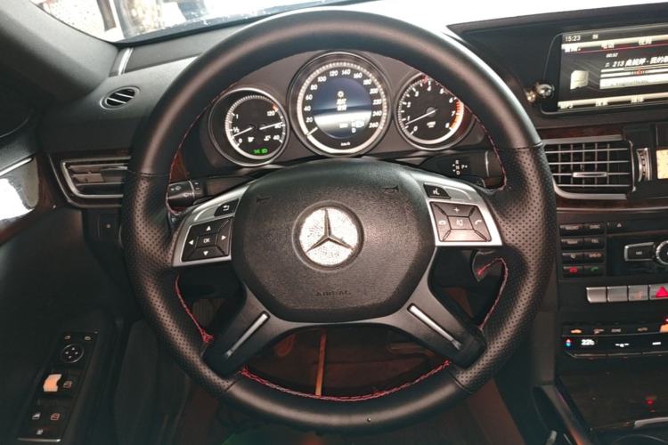 Used Mercedes-Benz E-Class 2015 E 180 L Steering Wheel
