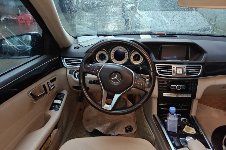 Used Mercedes-Benz E-Class 2015 Revised E 260 L Steering Wheel