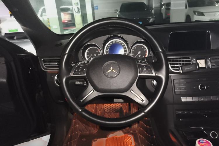 Used Mercedes-Benz E-Class 2015 Facelift E 200 L Steering Wheel