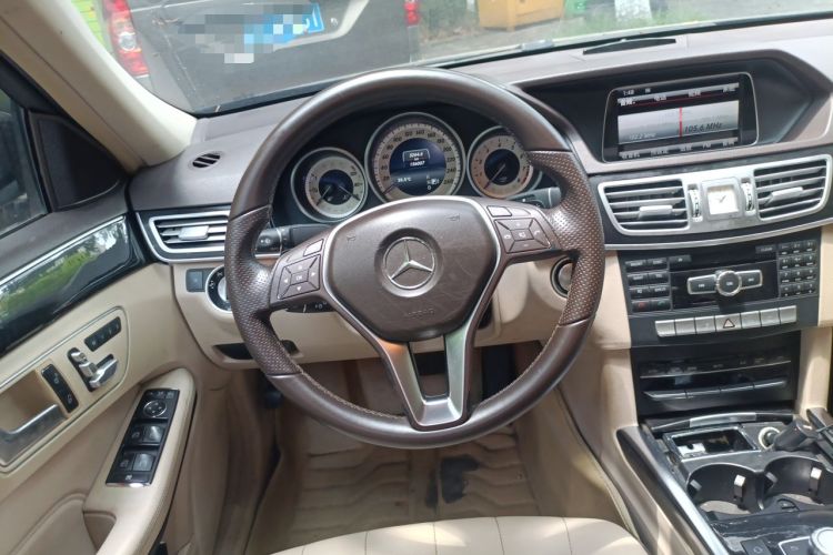 Used Mercedes-Benz E-Class 2015 E 260 L Sport Edition Steering Wheel