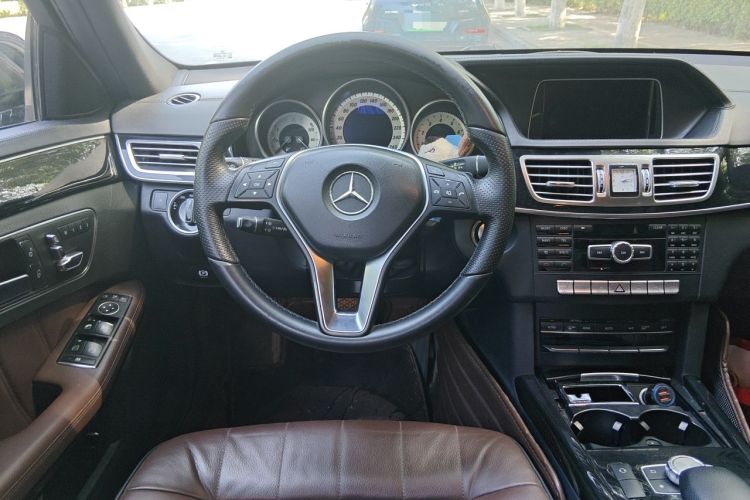 Used Mercedes-Benz E-Class 2015 E 320 L Sport Edition Steering Wheel