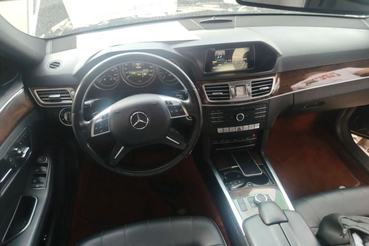 Used Mercedes-Benz E-Class 2015 Facelift E 200 L Steering Wheel