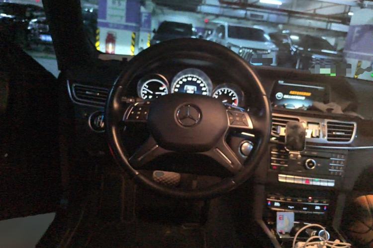 Used Mercedes-Benz E-Class 2015 Facelift E 200 L Steering Wheel
