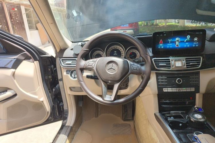 Used Mercedes-Benz E-Class 2015 Restyled E 260 L Sport Edition Steering Wheel