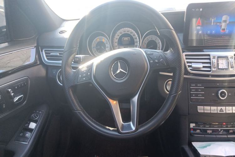 Used Mercedes-Benz E-Class 2015 E 260 L Sport Edition Steering Wheel