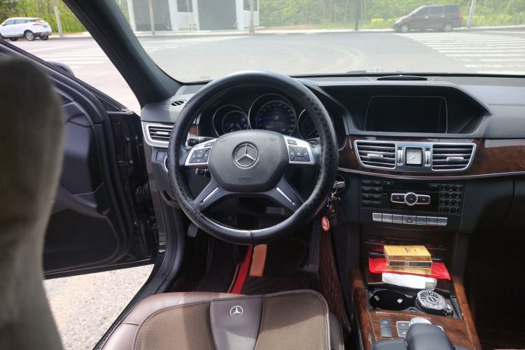 Used Mercedes-Benz E-Class 2015 E 320 L Steering Wheel