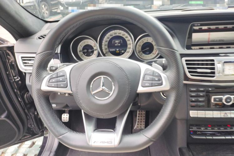 Used Mercedes-Benz E-Class 2015 E 400 L Sport Luxury 4MATIC Steering Wheel