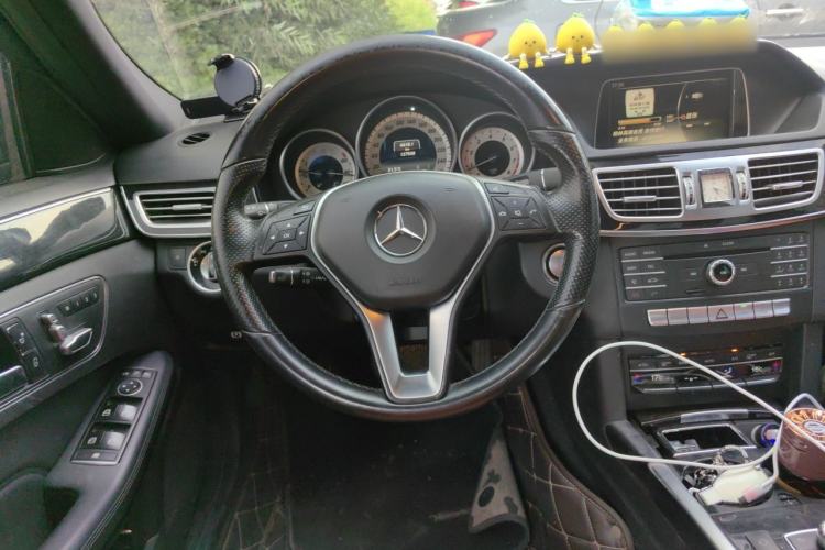 Used Mercedes-Benz E-Class 2015 Restyled E 260 L Sport Edition Steering Wheel
