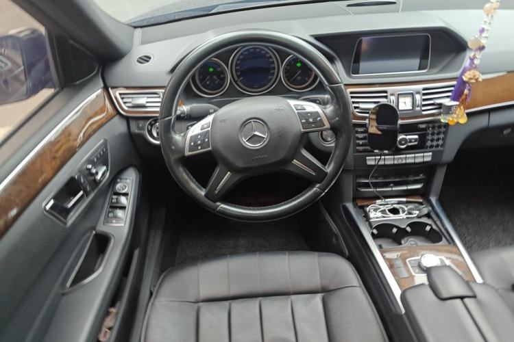 Used Mercedes-Benz E-Class 2015 E 200 L Steering Wheel