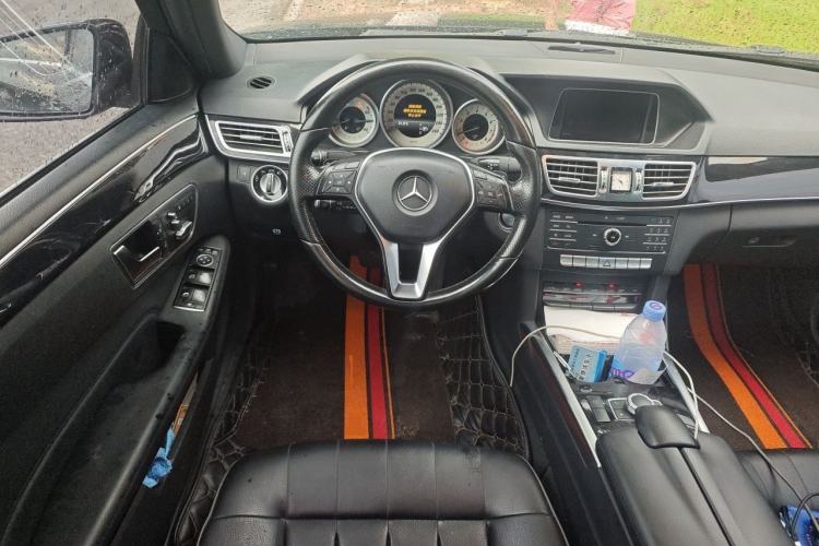 Used Mercedes-Benz E-Class 2015 Restyled E 260 L Sport Edition Steering Wheel