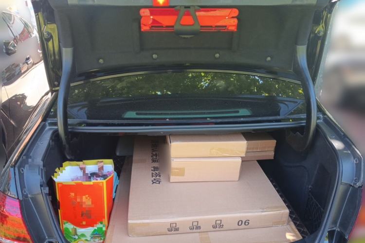 Used Mercedes-Benz E-Class 2015 E 260 L Trunk