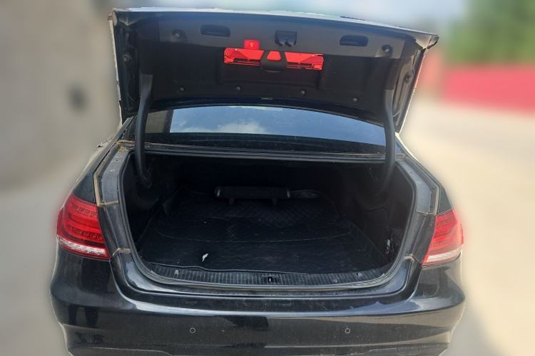 Used Mercedes-Benz E-Class 2015 Restyled E 260 L Sport Edition Trunk