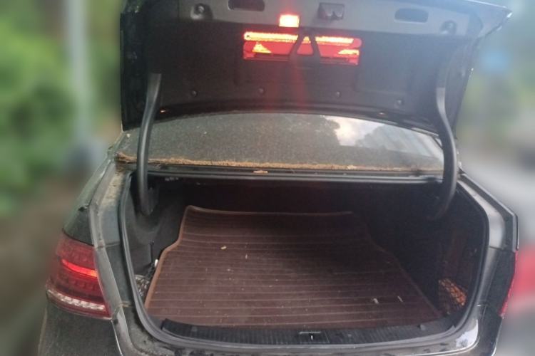 Used Mercedes-Benz E-Class 2015 E 320 L 4MATIC Trunk