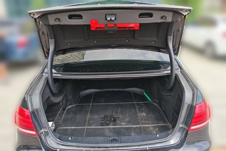 Used Mercedes-Benz E-Class 2015 E 260 L Sport Edition Trunk