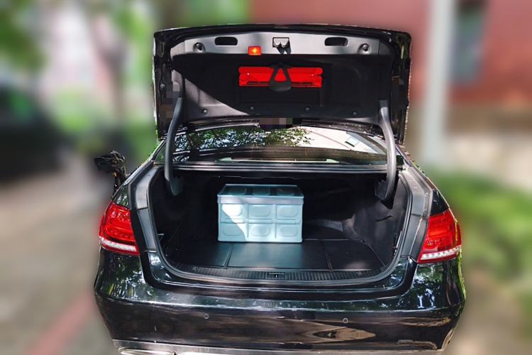 Used Mercedes-Benz E-Class 2015 E 200 L Trunk