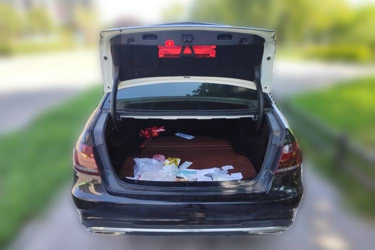 Used Mercedes-Benz E-Class 2015 E 260 L Sport Edition Trunk