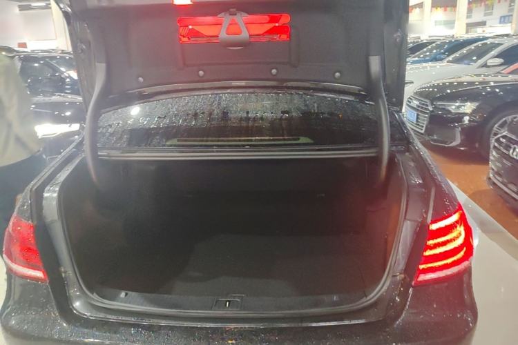 Used Mercedes-Benz E-Class 2015 Restyled E 260 L Sport Edition Trunk