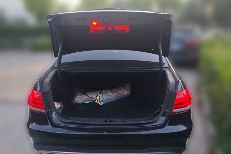 Used Mercedes-Benz E-Class 2015 E 260 L Sport Edition Trunk