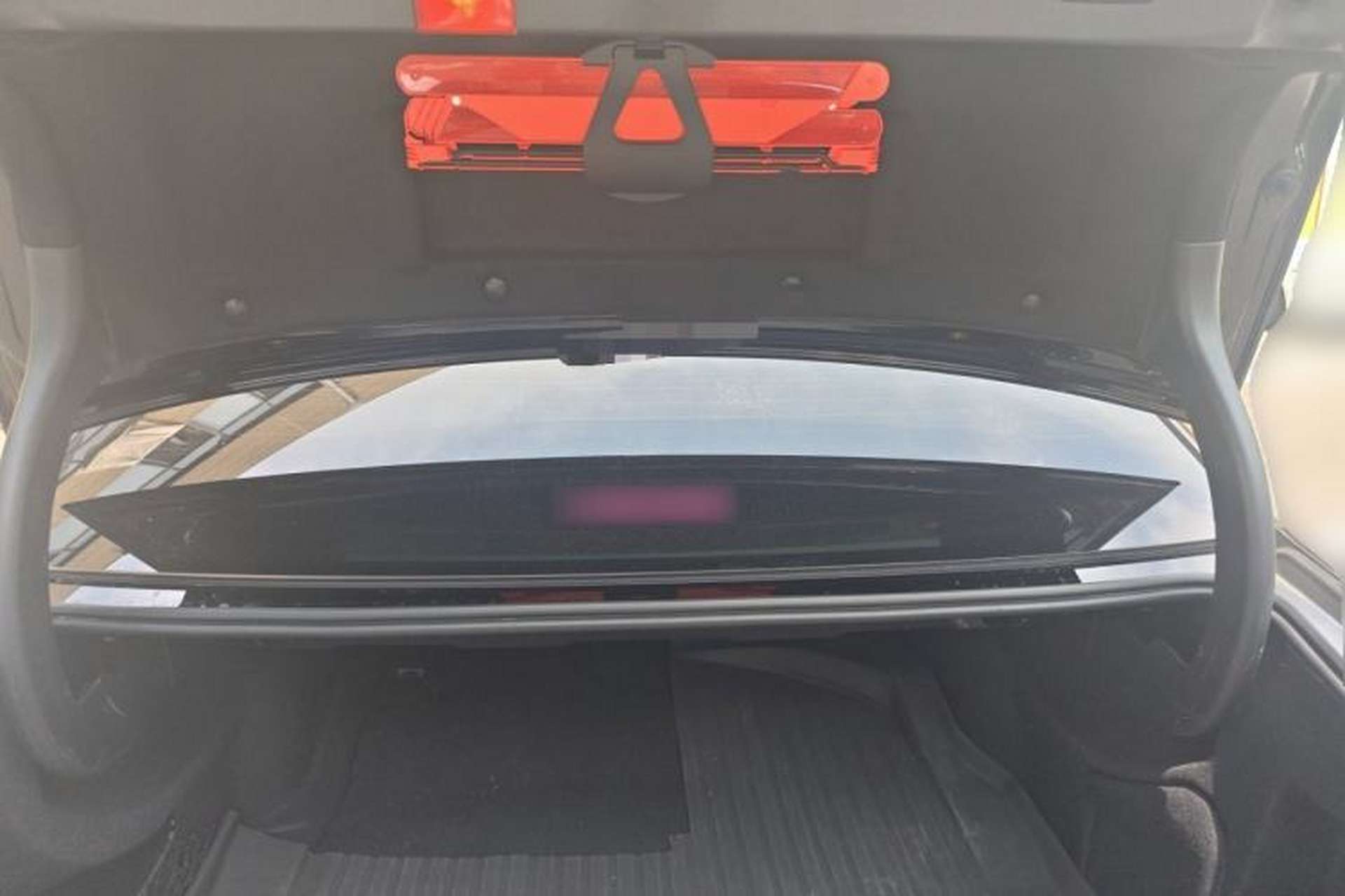 Used Mercedes-Benz E-Class 2015 E 320 L Sport Luxury Model Trunk