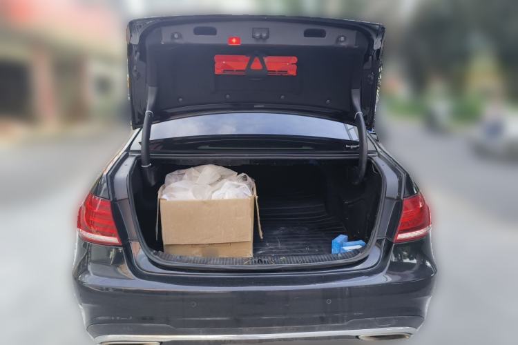 Used Mercedes-Benz E-Class 2015 E 260 L Sport Edition Trunk