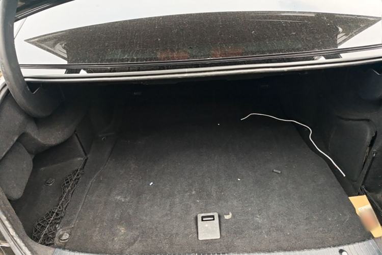 Used Mercedes-Benz E-Class 2015 E 260 L Sport Edition Trunk