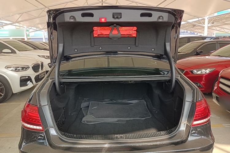 Used Mercedes-Benz E-Class 2015 E 260 L Sport Edition Trunk