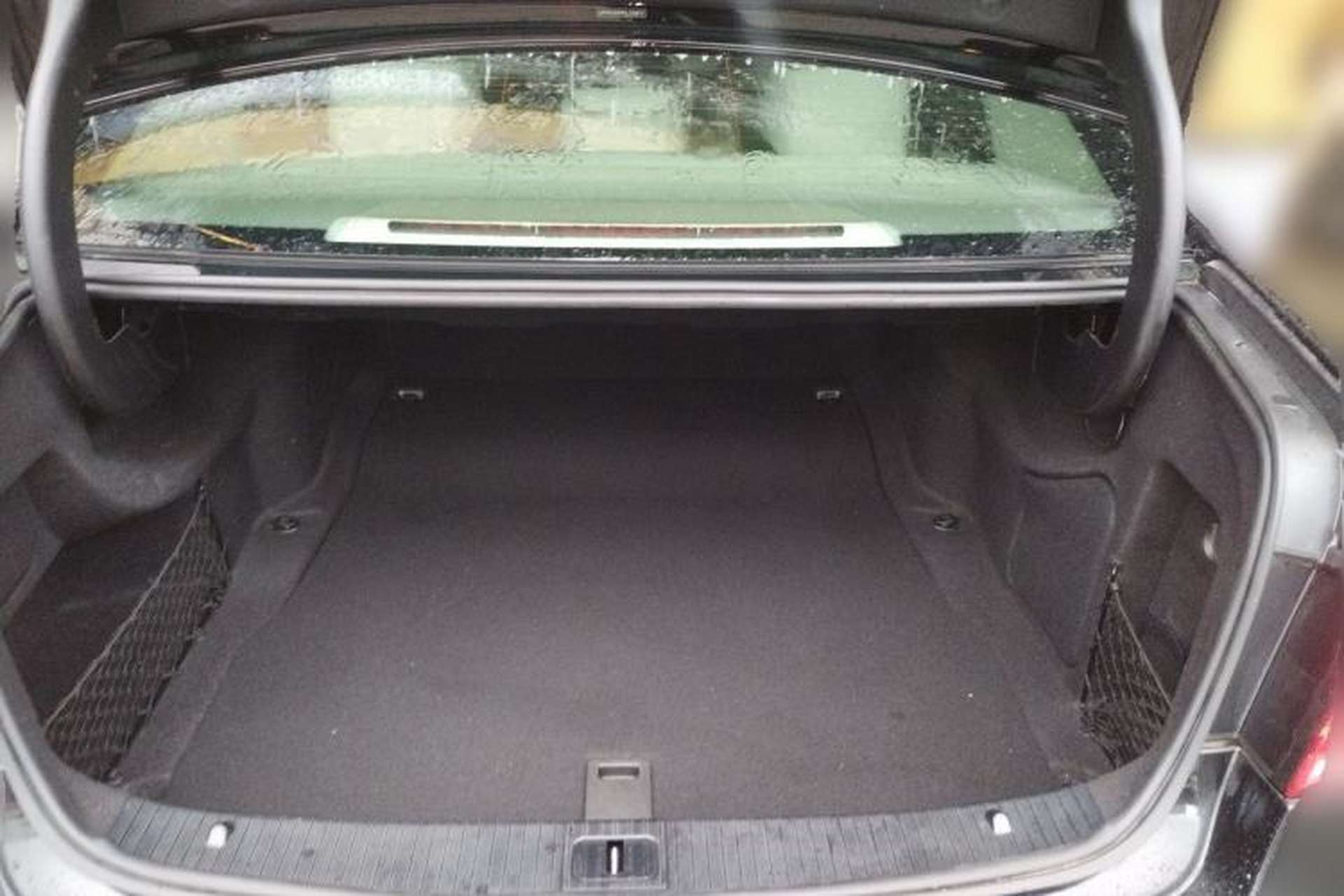 Used Mercedes-Benz E-Class 2015 Facelift E 200 L Trunk