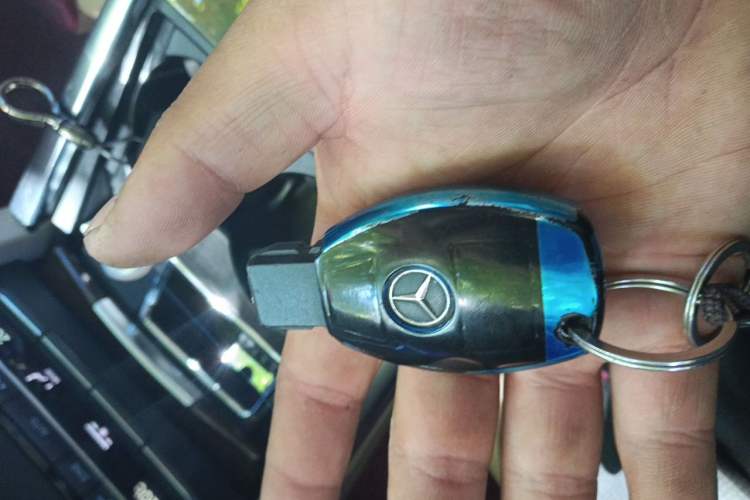 Used Mercedes-Benz E-Class 2015 E 260 L Vehicle Key