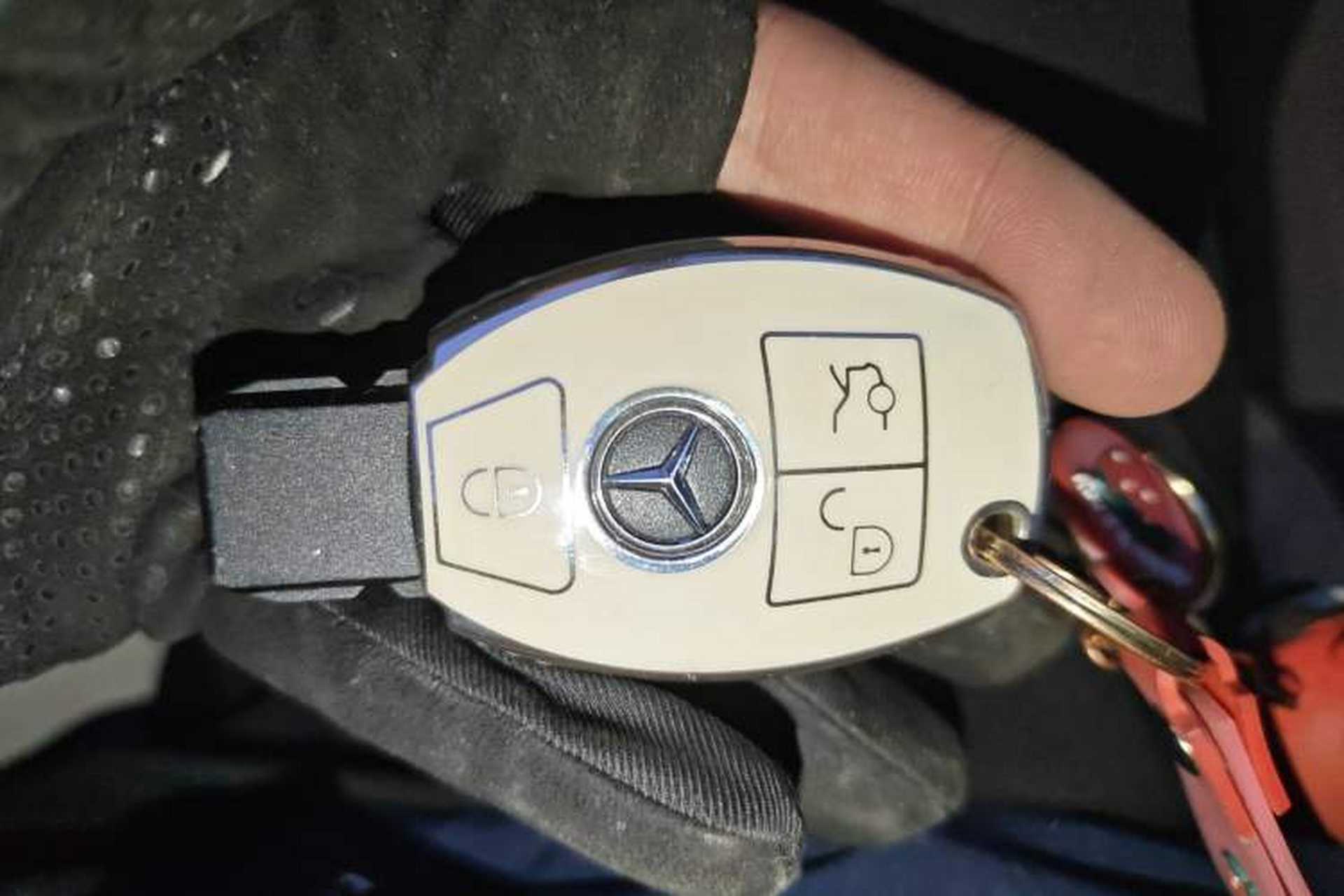 Used Mercedes-Benz E-Class 2015 E 260 L Sport Edition Vehicle Key