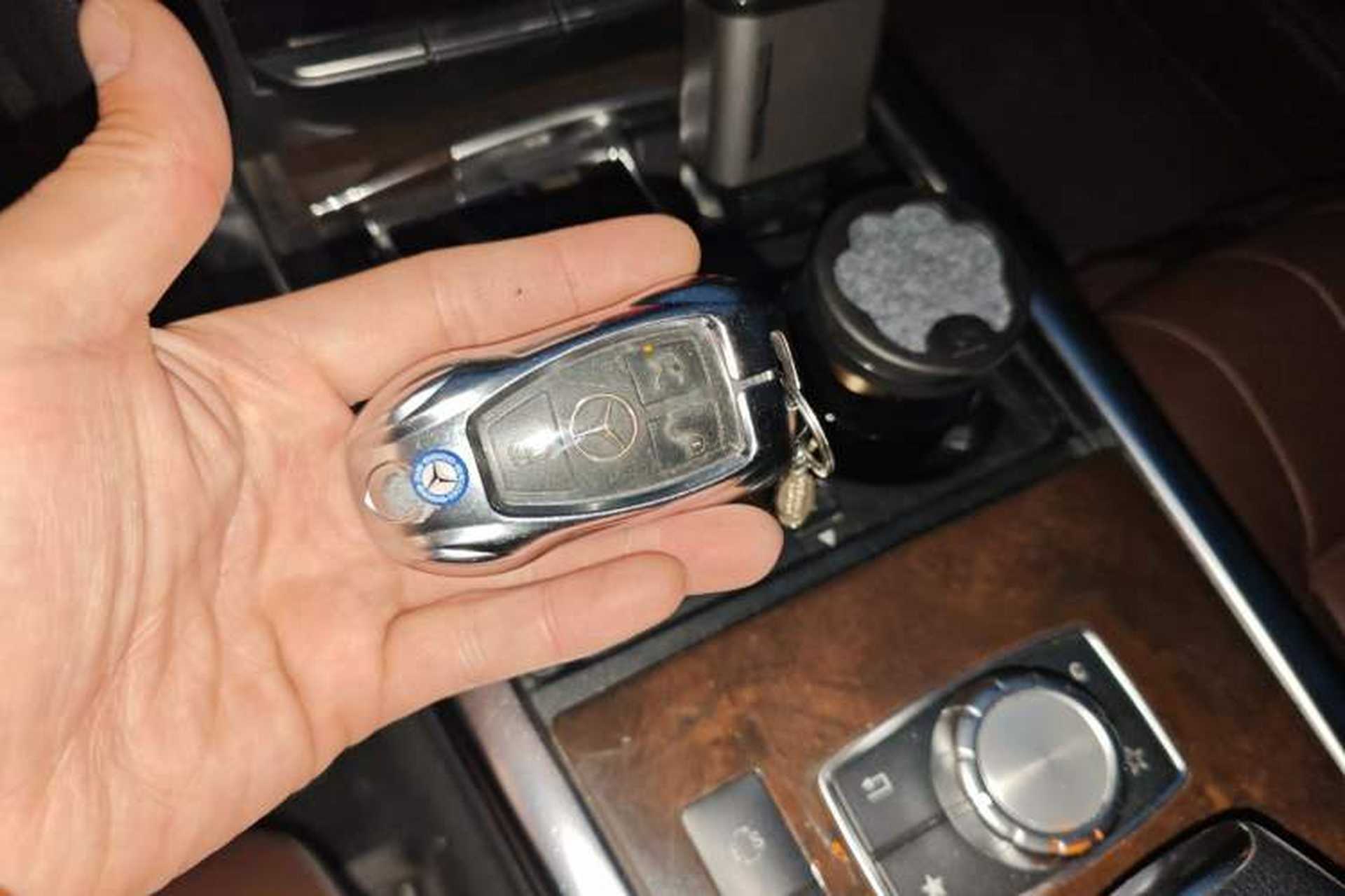 Used Mercedes-Benz E-Class 2015 Facelift E 260 L Luxury Edition Vehicle Key