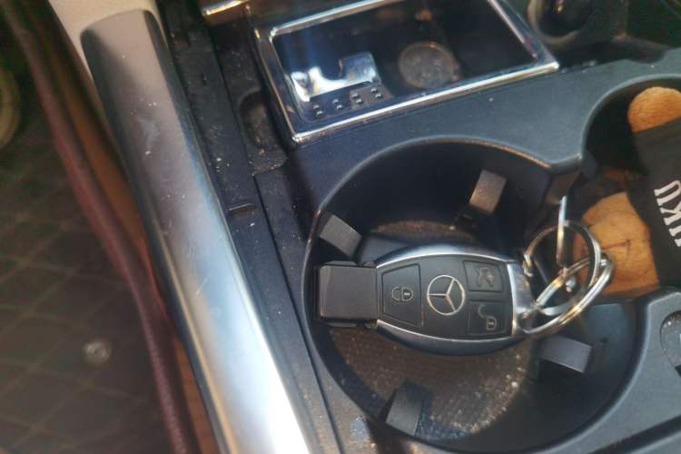 Used Mercedes-Benz E-Class 2015 Revised E 260 L Vehicle Key